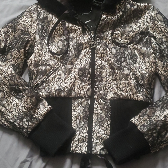 Rare Limited Edition Bebe Lace Up Corset Bonded Lace Puffer Jacket - Picture 5 of 9